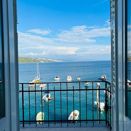 Mila Volosko Διαμέρισμα *