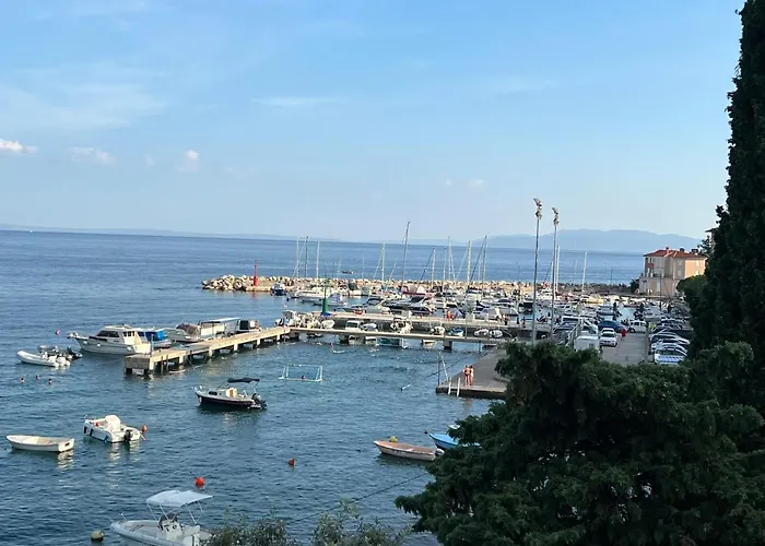 Mila Volosko Apartment