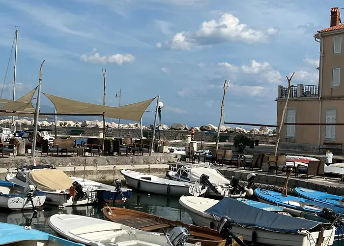 Apartment Mila Volosko